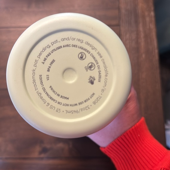 Owala UO Exclusive FreeSip 32 oz Water Bottle in Cat Collage Catwala. New! - Picture 5 of 8